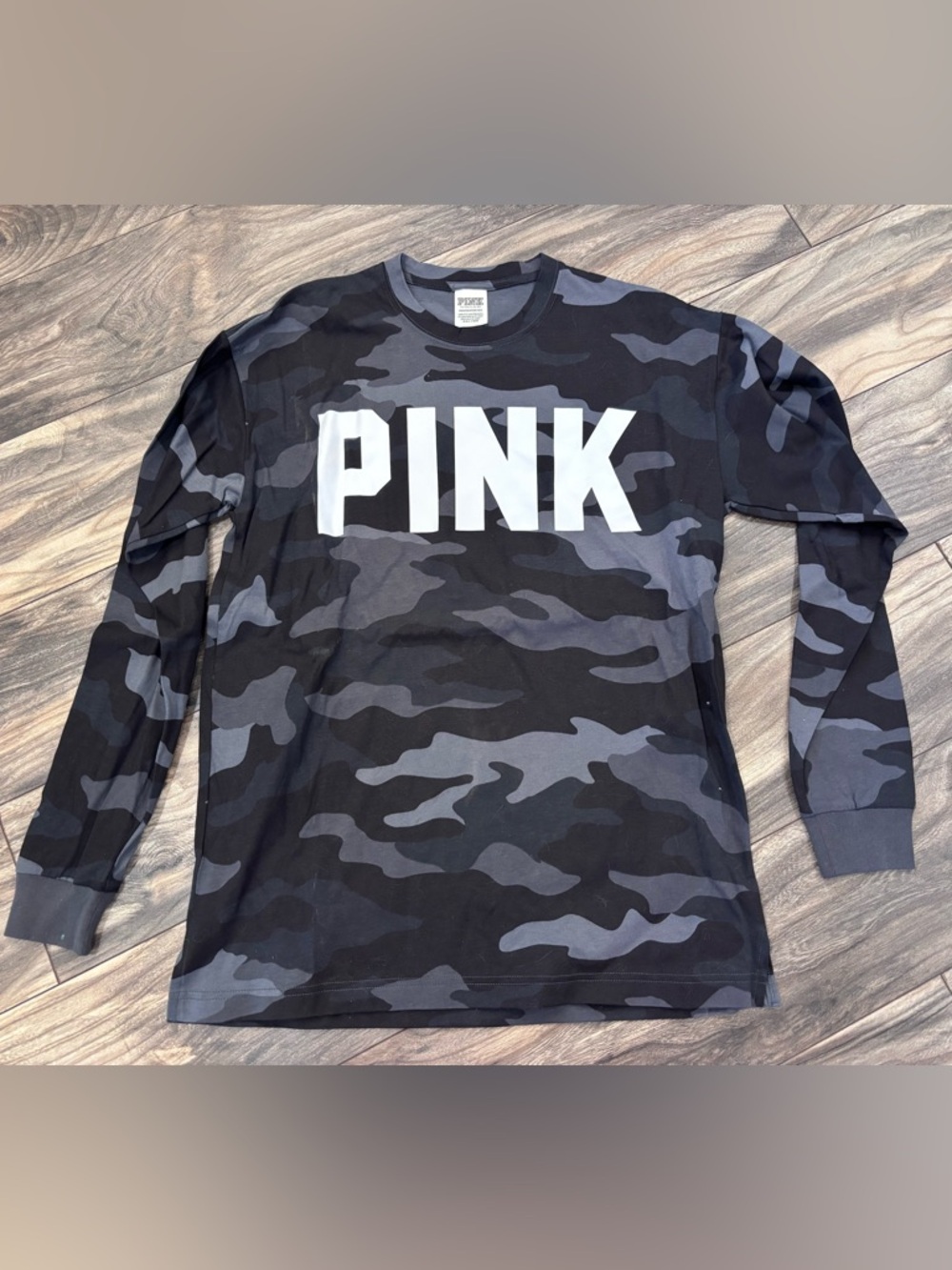 PINK || Camo Long Sleeve Tee